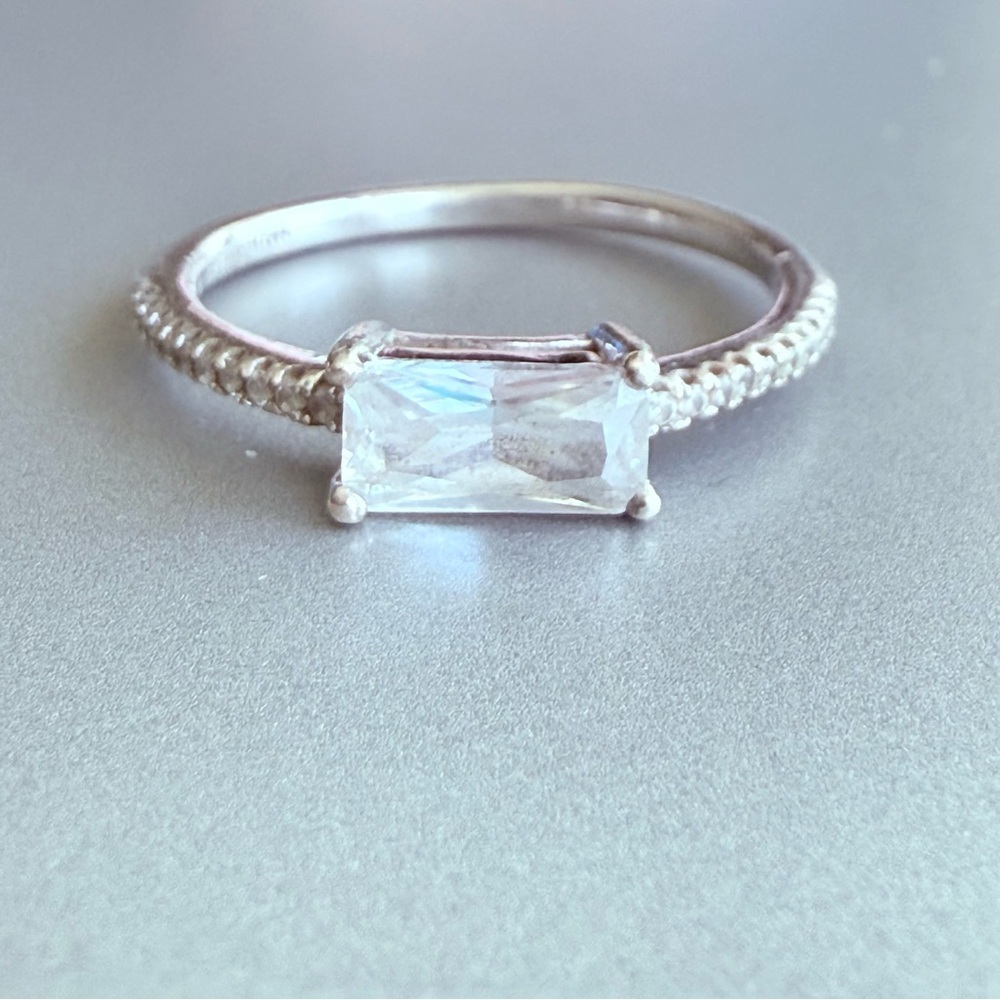 Emerald Cut Cubic Zirconia CZ Baguette Ring in Sterling Silver 925